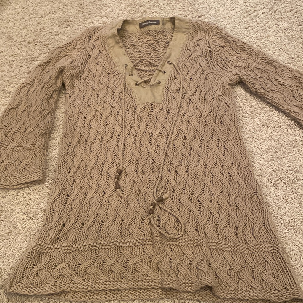 Euc Tommy Bahama Sweater
